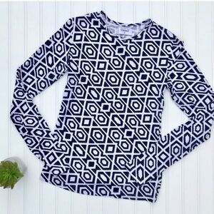 •Mott 50• geo print bamboo top